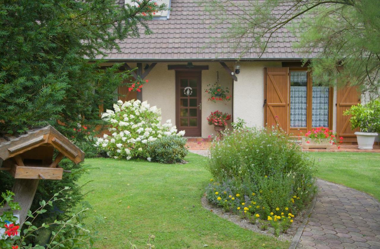Les Rendzines Nuisement-sur-Coole Exterior foto